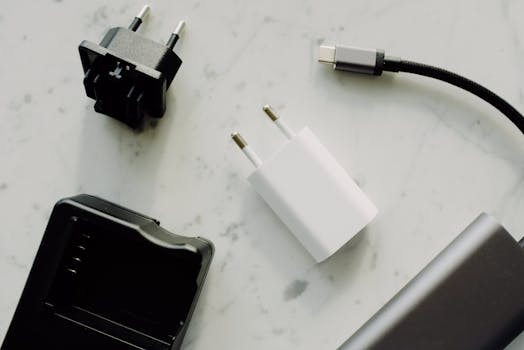 Charging Solutions for Travelers Who Hate Cords